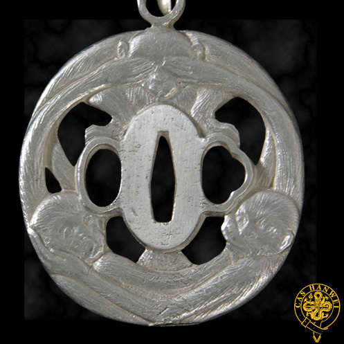 foto Three-Monkey Silver Tsuba Pendant